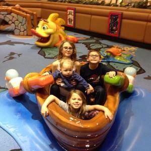 Meet your Posher, Don